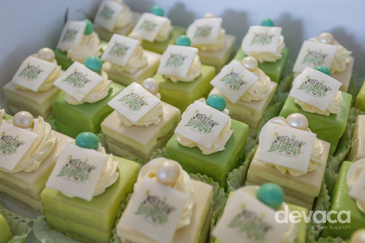 devacanl's tweet photo. De Sociale Moestuin viert vandaag het 10-jarig bestaan én gaat verder onder de nieuwe naam 'Moestuin Sliedrecht'. Devaca is al sinds het begin als sponsor betrokken bij de stichting en maakte het nieuwe logo plus de diverse uitingen. https://t.co/qx0LaUqW1A
