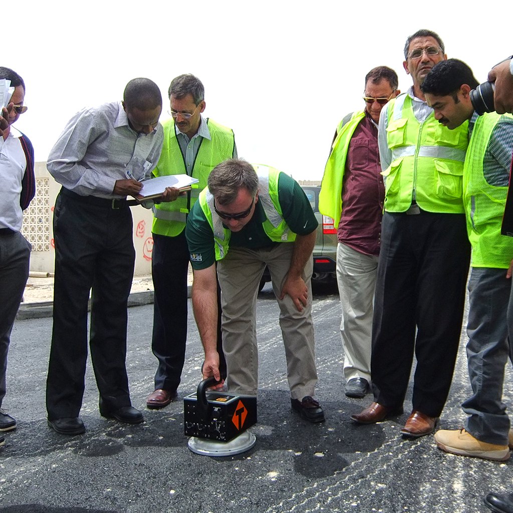TransTechSystem's tweet image. Let's talk about training. #TransTechSystems provides quick and helpful #TransTechTutorial videos for our #PQI380 #NonNuclear #AsphaltDensity gauge online! ➡ bit.ly/TransTechTechT…