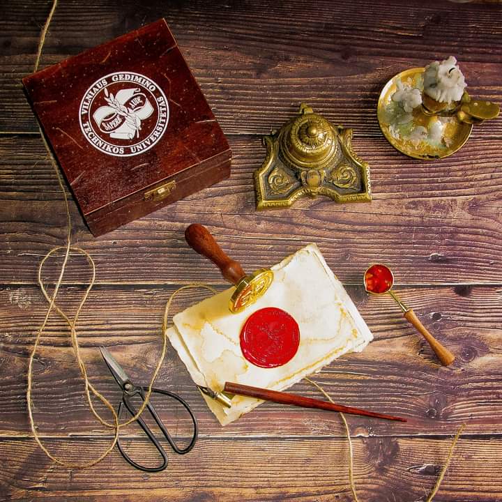 #WaxStamp for the VILNIUS GEDIMINAS TECHNICAL UNIVERSITY.
Vaškinis #spaudas VILNIAS GEDIMINO TECHNIKOS UNIVERSITETUI.
#Antspaudukai #Antspaudas #Stamp #Stamps #Stamping #Sealing #WaxSeal #Vintage #Custom #LogoStamp #VaskinisSpaudas  #VaskinisAntspaudas #WaxSealStamp #VGTU