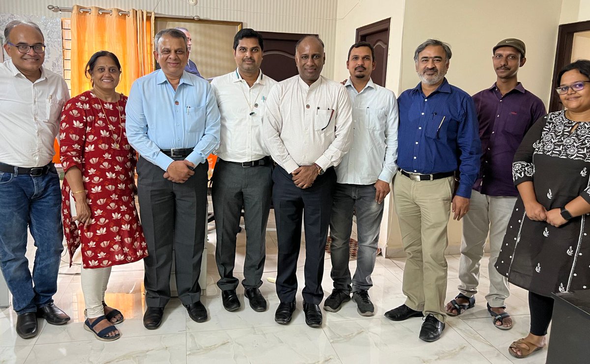 BlueDrop_Enviro's tweet photo. @seechangeprakash, @seechangeanand 
@BlueDrop_Enviro has proudly associated with Strategic Business Advisory Service Partner, SEE CHANGE Consulting to spread our wings in serving and saving Environment across India by “Giving Water a Second Life”. https://t.co/DE7dWR2rbb