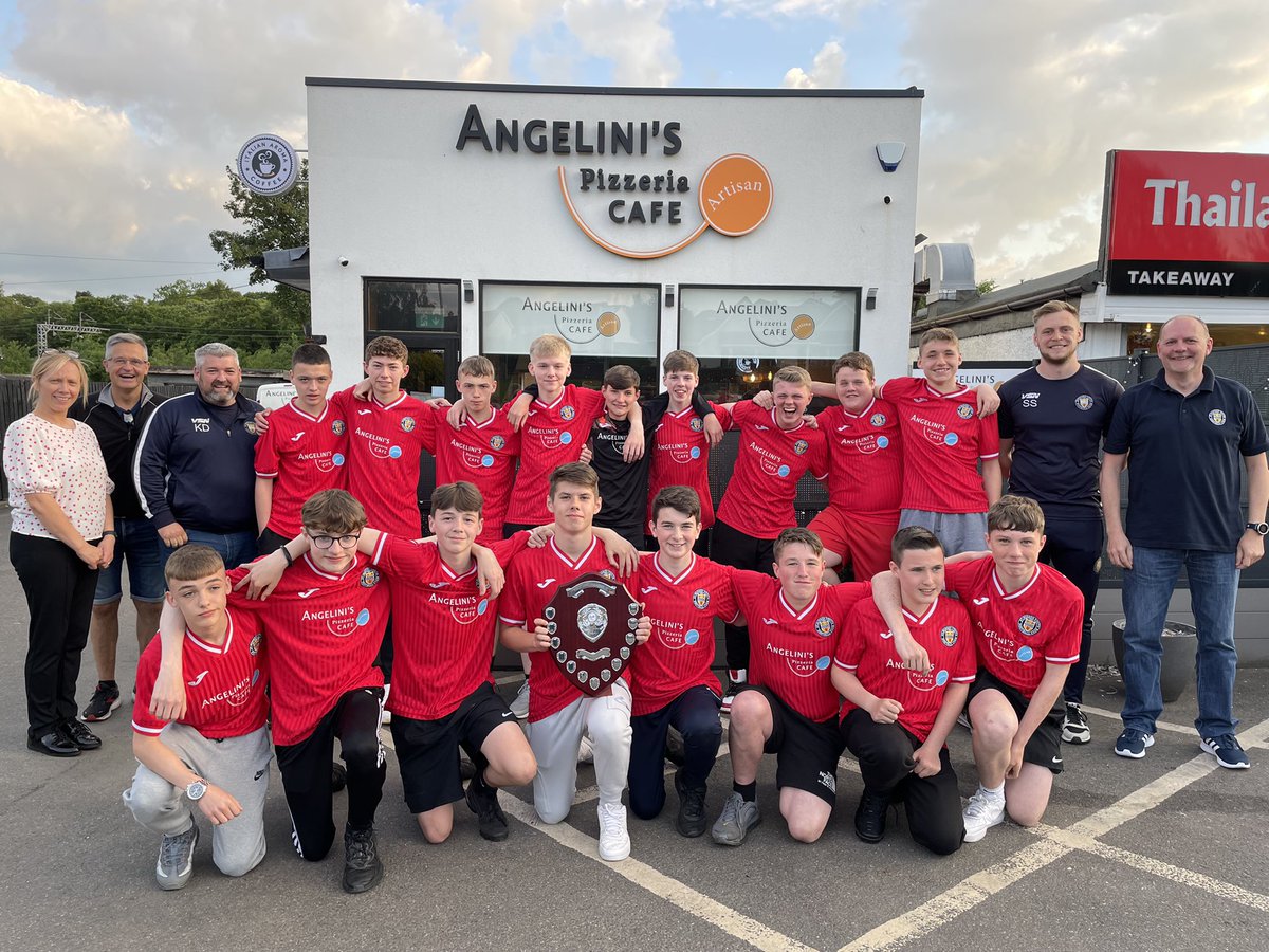 Brilliant night with team sponsor <a href="/angelinis_pizza/">Angelini’s Pizzeria</a> celebrating our league win. Coaches, players and parents put so much into our team but you need good community spirited organisations to help you on your journey. Thanks <a href="/angelinis_pizza/">Angelini’s Pizzeria</a>, <a href="/NewDoor1/">NewDoor</a> &amp; DkW Consulting 👏⚽️🏁

#COYS