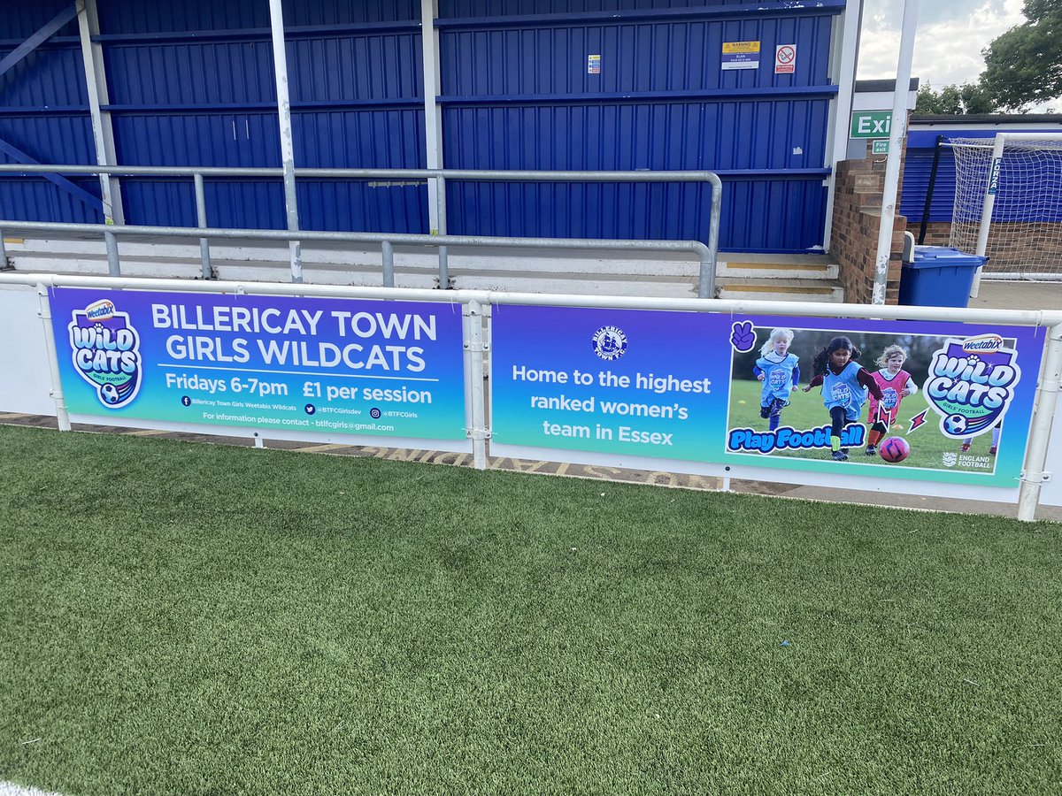 BTFCGirlsdev's tweet photo. Loving the new banners on the stadium pitch @BTFC We’ll get some pictures with the girls on Friday Night. @BTFCG @BTFCWomen @EssexCountyFA @BTFCPress @NickHutt3 @GregLake1 @kimbtlfc @Jonesy3005 @h3ndy @mattykelly15 @nicktedder84 @Matt_Rayner1878 #communityclub #girlsfootball https://t.co/N8ruIP9gom