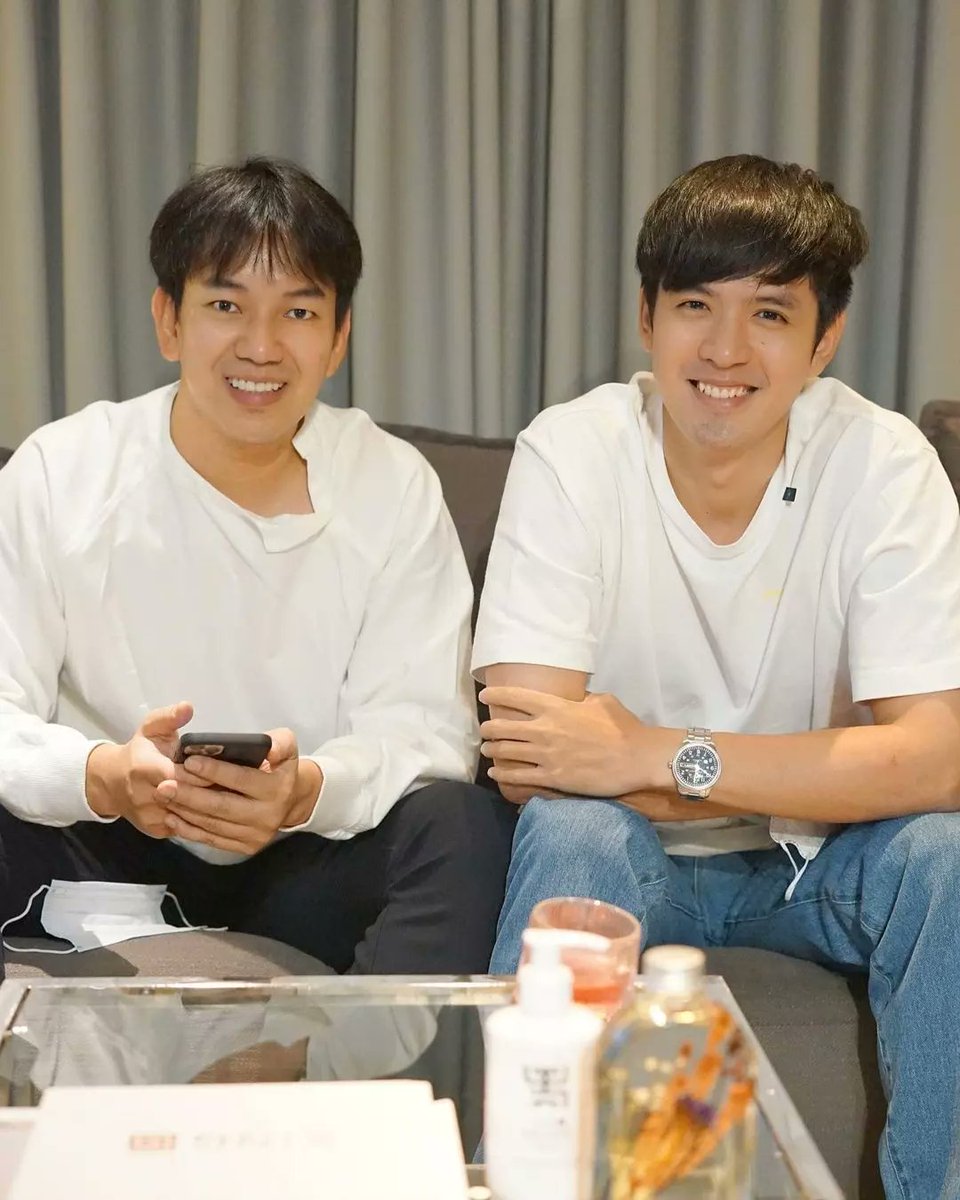 filmthanapat_fc's tweet photo. ถึงเวลาดูแลผิวบ้างไรบ้าง 😌😌
#xingspa
#ฟิล์มธนภัทร
#filmthanapat
@film_tnp20
#filmthanapat_fc
Cr. xingspa https://t.co/gQT8gKmZ7u