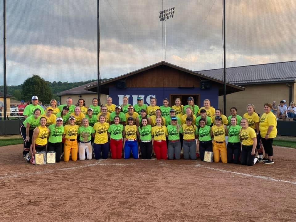 A few of our Ohio Mojo 18U - Scott players at the Southeast district all-star game last night at Unioto HS. <a href="/amjames22/">Ashleigh James</a> <a href="/avery_m03/">Avery Miller</a> <a href="/wallsuzzy/">suzzy</a> <a href="/Lockwood2Lexie/">Lexie Lockwood</a> #ohiomojo