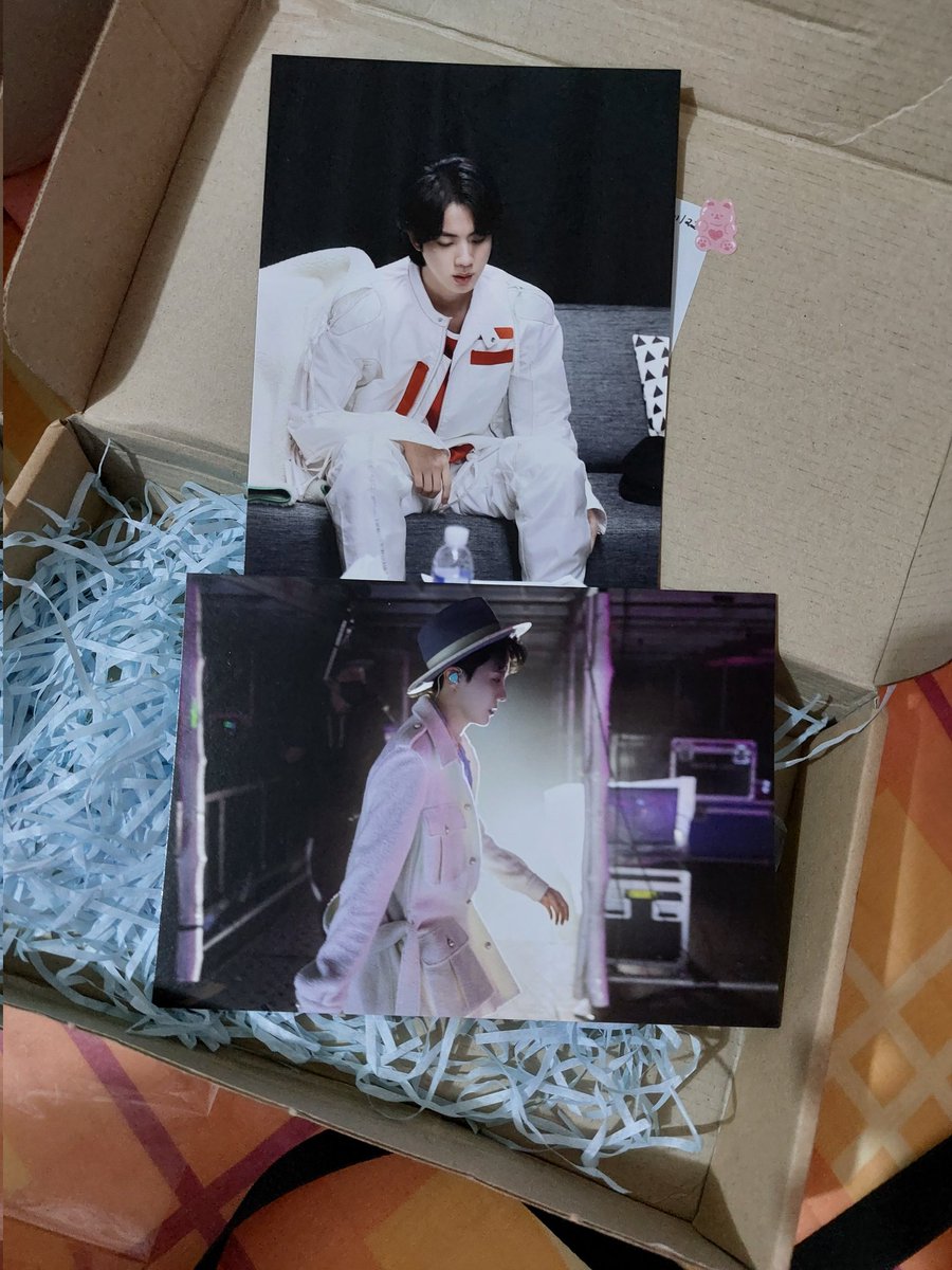 aimtojag's tweet photo. My lovely 2seok postcards 😍✨️ Thank you for the freebies, extra care and attention to detail, @jiminheecart
#chimcafeedbacks 💜💜💜 https://t.co/EvdJAj7OWp