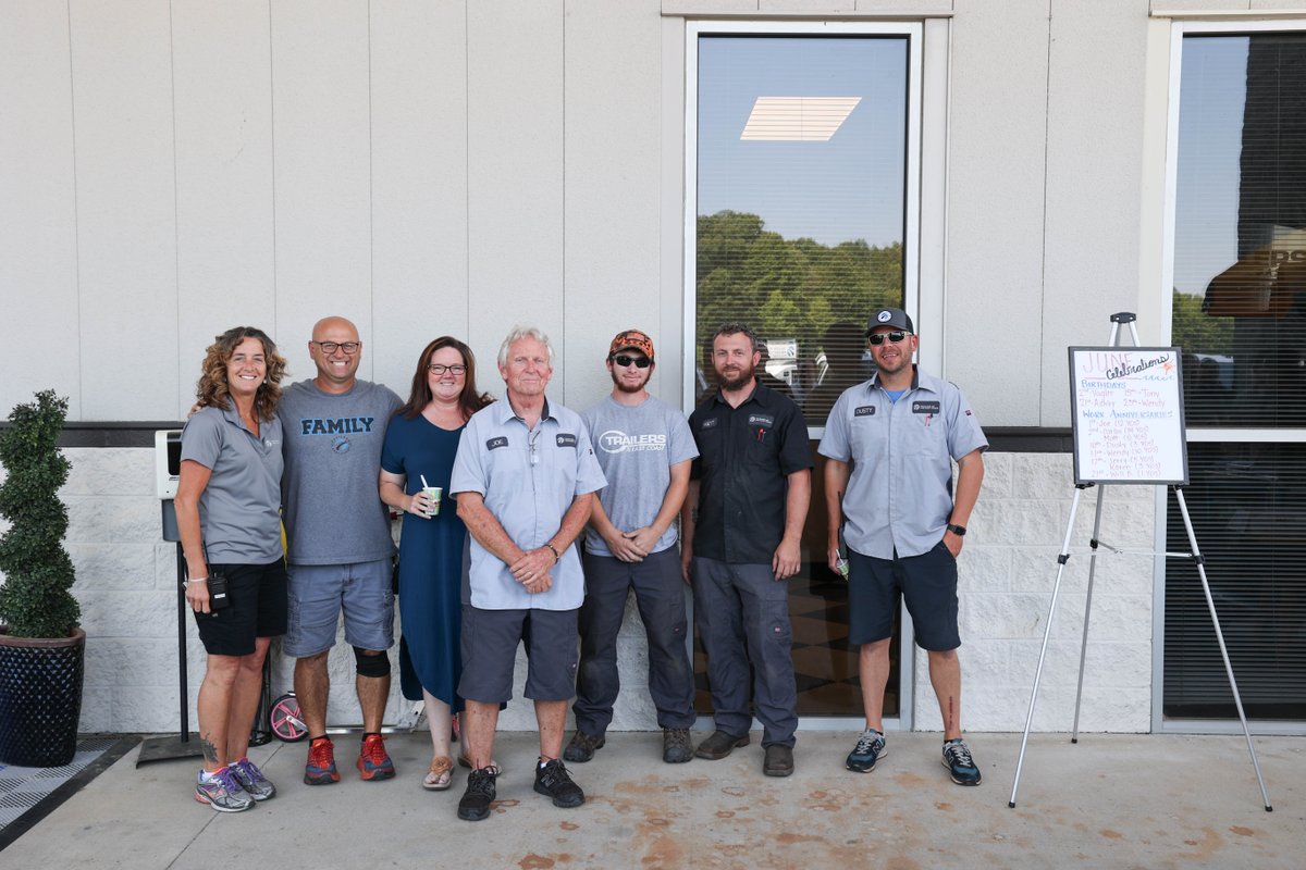 TrailersEast's tweet photo. We celebrated our June birthdays and work anniversaries with a visit from Sunset Slush.
Happy Birthday to Zach V, Tony R, Ashley B, and Wendy H.
Happy Work Anniversary to Carlos M, Joe H, Wendy H, Matt W, Jerry S, Karen H, Dusty B, and Will B.
#pullahead https://t.co/mcKGSGj0PG