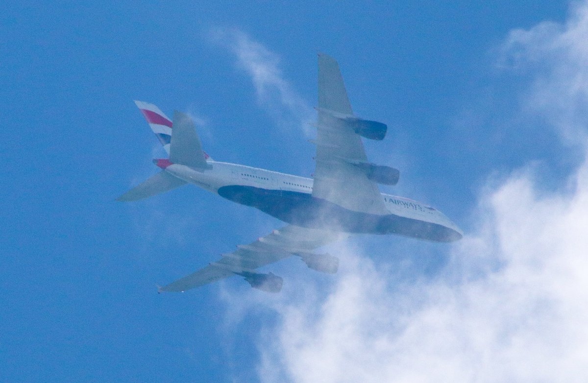CapeAnnWeather's tweet photo. ✈️ #BA213, A388 [G-XLEL] on approach to #BOS over #RockportMA. #avgeek https://t.co/kzVAH7CoT1