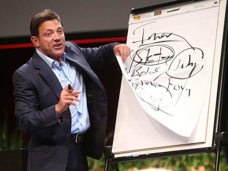 DejaRu22's tweet image. A PHENOMENAL course that’ll teach you sales is ‘Straight Line Persuasion’ by Jordan Belfort.
Absolutely 10/10.
I’ve gone through it once a year for the past 6 years. Highly recommend.