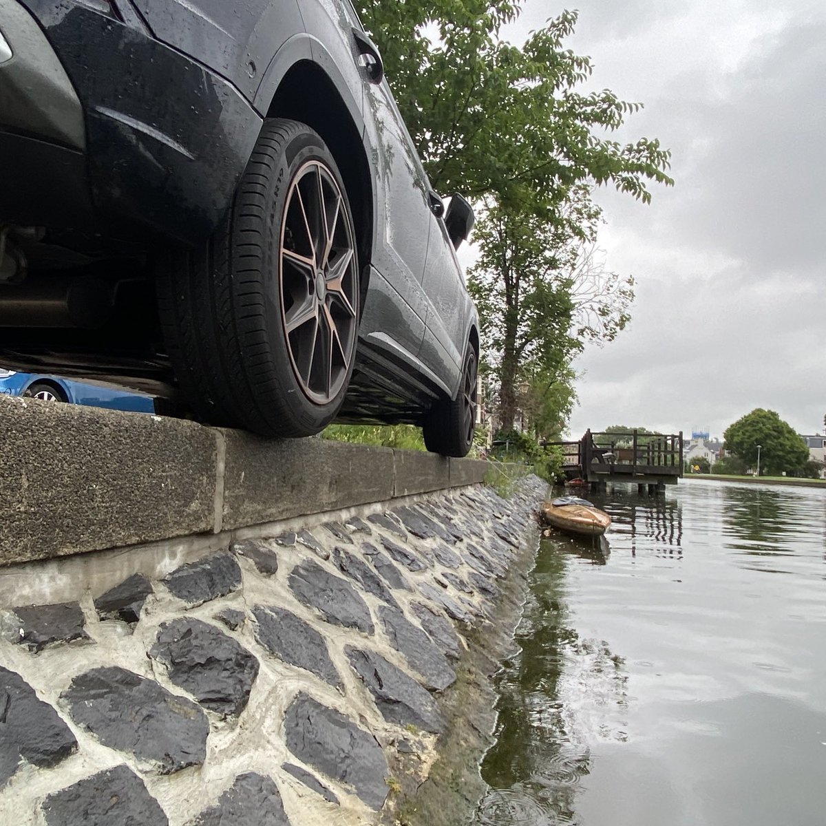 Hee Amsterdam! 

“Ja schatje, we zijn er. Stap hier maar uit.”

Wat een hilarische stad is dit soms toch.