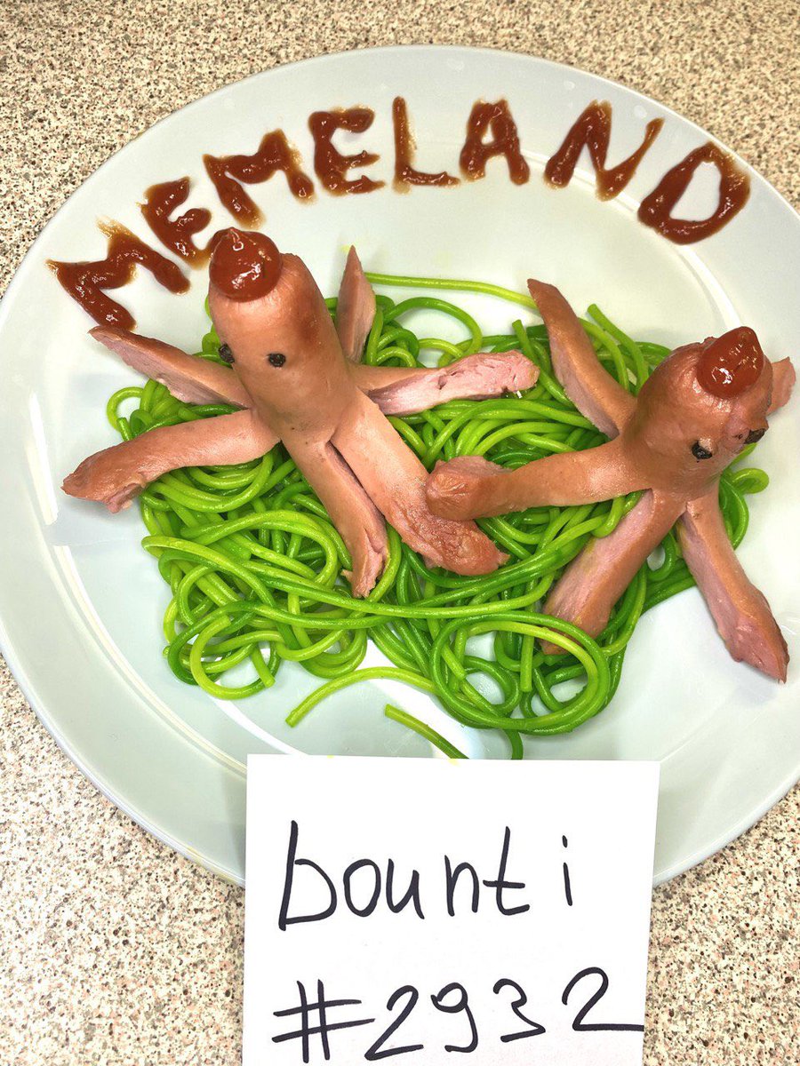 bounti2932's tweet photo. @memeland 😅😅 https://t.co/S1u3re8wfM