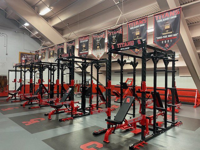perf_surf's tweet photo. New weight room is looking good @CAHS_FOOTBALL16.  Ready to go for @MondoSport_USA OK HS Strength Coaches Clinic next week. https://t.co/uAzcFktqCa