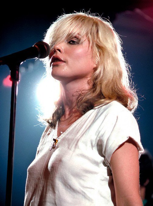 crockpics's tweet photo. Debbie Harry, 1978. https://t.co/IDML5X2wL2