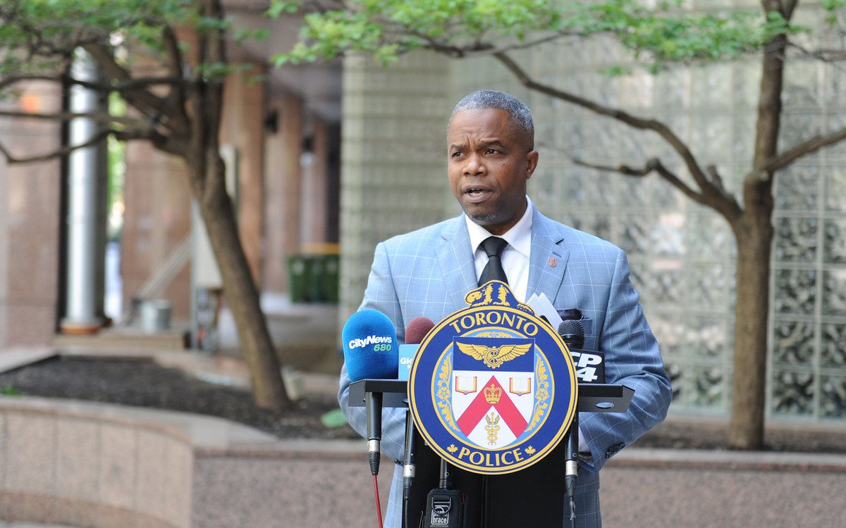 tpspix's tweet photo. Arrests in carjackings and retail robberies
https://t.co/v3G3ZBXF3X https://t.co/zwRw4KJUlS