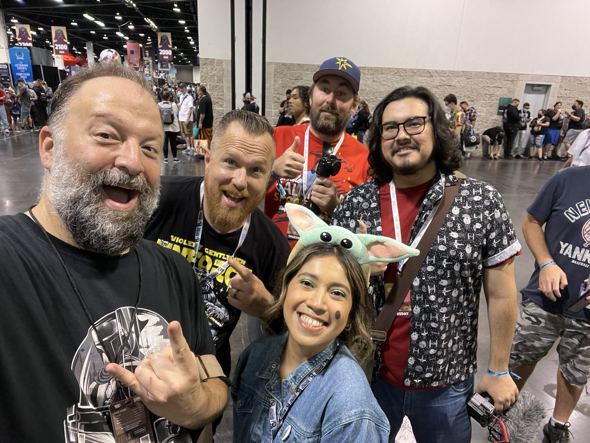 alltwistedup's tweet photo. Super happy to run into some of my favorite YouTubers, especially when they are congregating! #starwarscelebration2022 #thedailywoo #AdventuresinDesign #MagicJourneys https://t.co/D5urw65Rnd