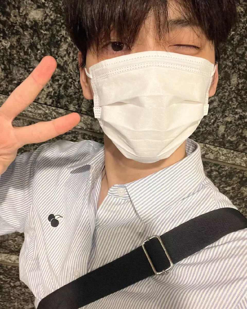 wiryasena097's tweet photo. aku baru disini, bisa ajarin main rp twitter? terimakasih! #roleplayerindonesia #roleplayeraccount #roleplayer https://t.co/UOKGMcZjub