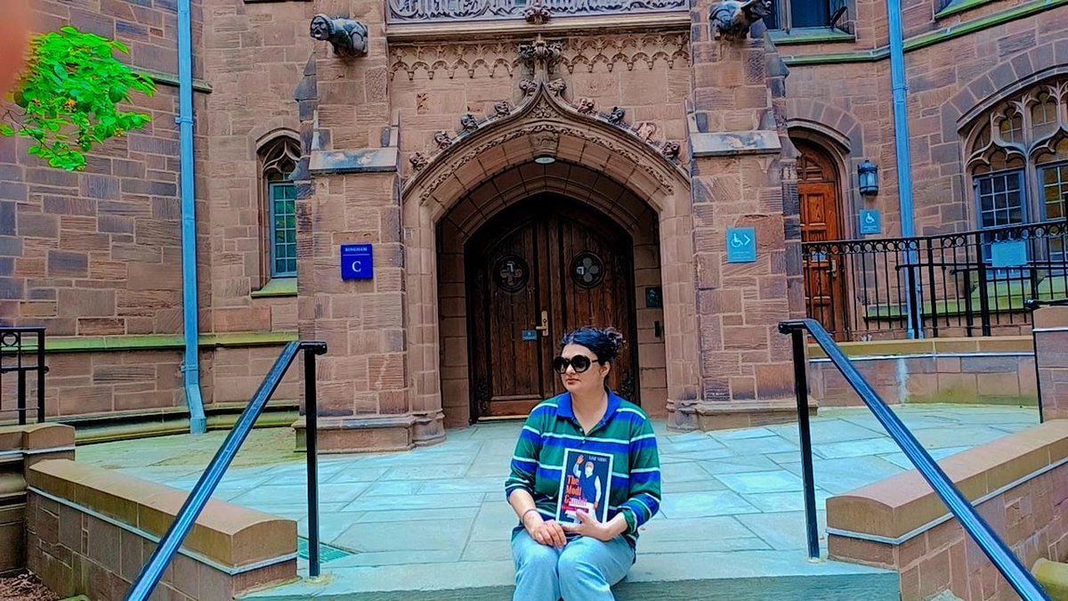 Sanju_Verma_'s tweet image. #TheModiGambit #BestSeller
#Economy 

Speaking of #inflation,in 13 States in US #GasPrice is $5+ a gallon despite US being world&apos;slargest Oil producer at 11.6mn barrels per day, ahead of Russia&amp;amp;Saudi Arabia

Modi Govt has done a notable job in reining #inflation,despite headwinds