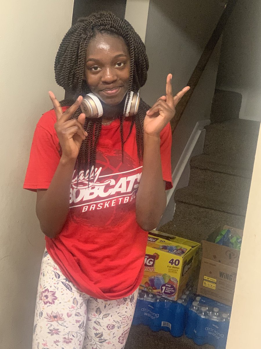 MalayaBrown5's tweet photo. Malaya B is #STORMNOMORE she will overcome any obstacle that she may face, she is hard working dedicated plays with heart and there is no level to her love for the game… where ever we decide to go play im sure she is going to do great! I’m rooting for my girl… watch her sprout! https://t.co/2bbjxCi4OB