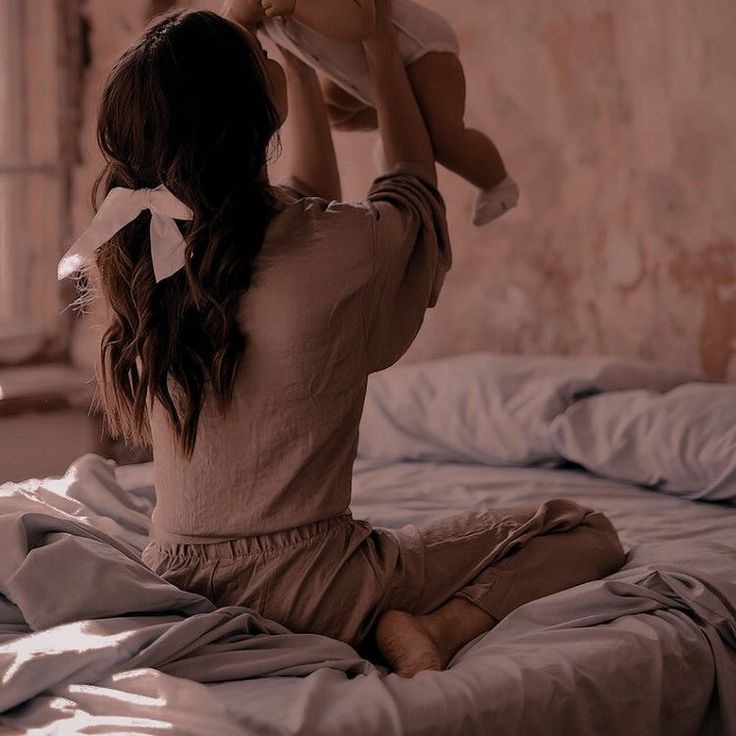 LuaPhillip's tweet image. Nossas manhãs, de muito amor, dengo e festa.