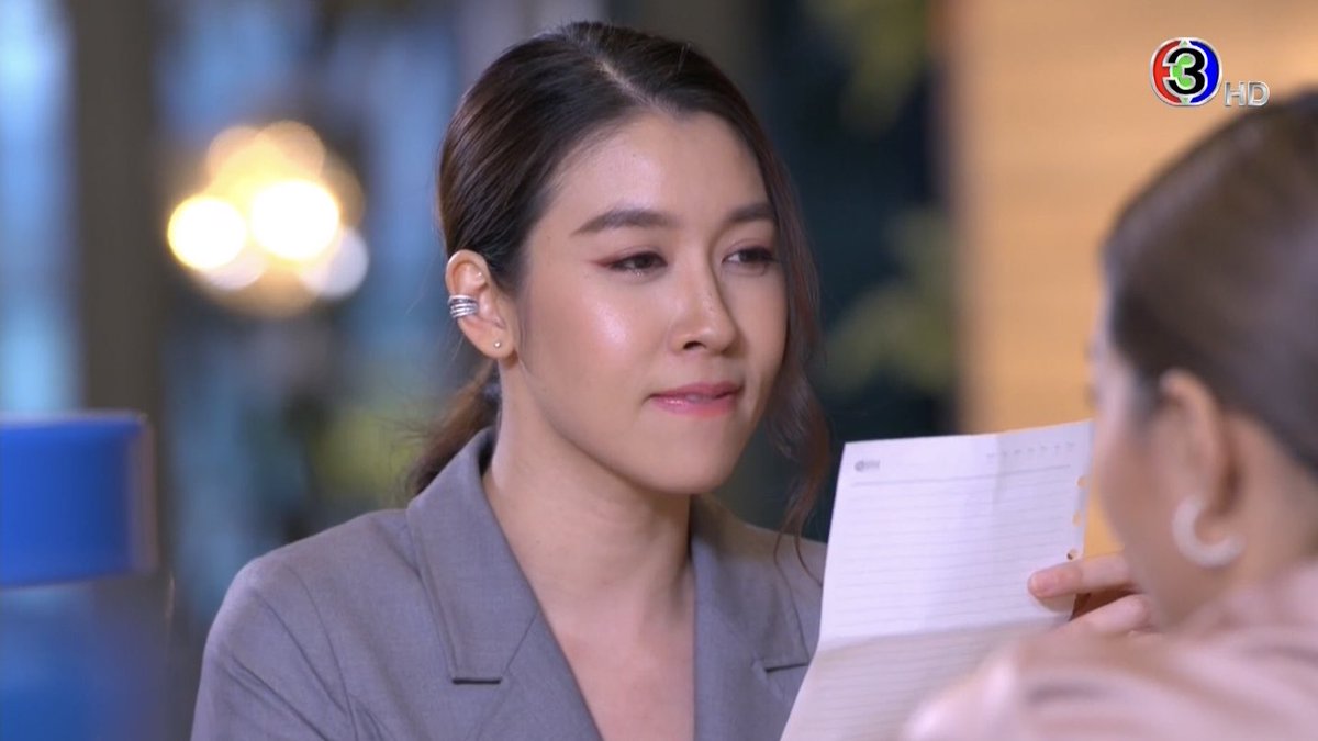 cheerthikam's tweet photo. ปั่นให้อยาก แล้วจากปายยย 😆 ฮิ้ววว @CheerNy14 #บุพเพร้อยร้ายep4 https://t.co/39DbJw6uBV