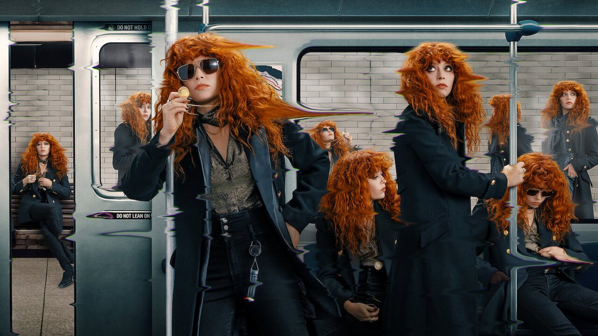 sitesmuc's tweet photo. A minissérie Boneca Russa protagonizada por Natasha  Lyonne foi um sucesso tão grande que a Netflix encomendou uma segunda temporada!!

Lilian Oliveira (@uma_mulher_lisa) escreveu sobre a série!!

#BonecaRussa #RussianDoll #Netflix

https://t.co/LToPyu8C6h https://t.co/oTS7B63aLU