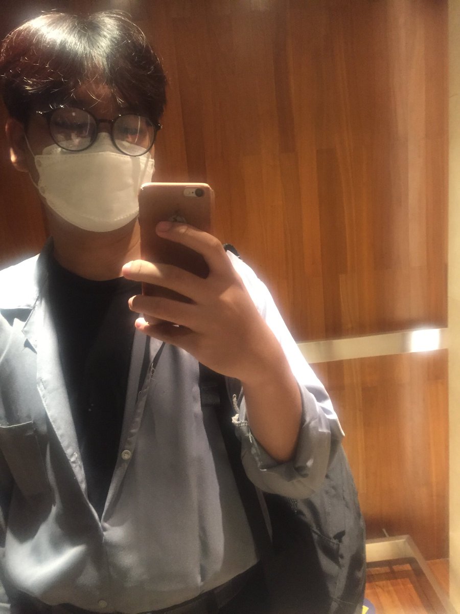 drsss123_'s tweet photo. ikutan

#ENSD #ENGENESelcaDay 
#SUNGHOON #ENHYPEN @ENHYPEN_members @ENHYPEN_members https://t.co/8BjM3GwP43