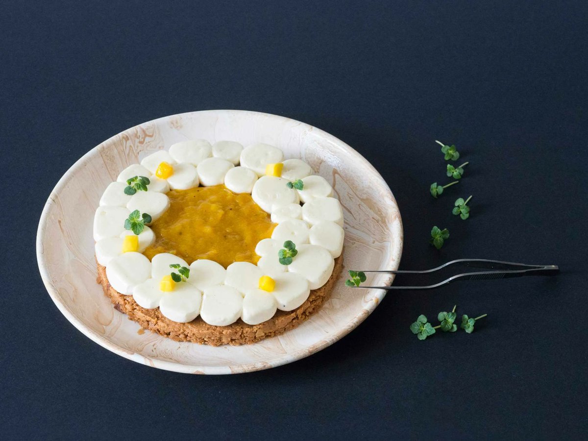 🌼🍋🥭🎶Here comes the Pâtisserie du Samedi, doo-doo-doo-doo Here comes the Pâtisserie du Samedi and I say It's all right. Et vous, quelle chanson vous inspire notre Festival de mangue, coco, citron vert ? 
nicolas-bernarde.com/folies-de-la-s…
#PâtisserieDuSamedi #mangue #citron