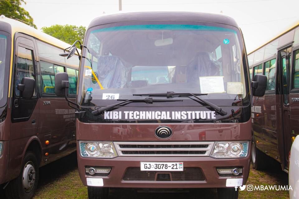 nanakgyesi1's tweet photo. “I commissioned facilities and vehicles amounting to over $131m to further boost Technical and Vocational  Education Training (TVET). 
The facilities included a state-of-the-art TVET Service headquarters as well as the Applied Technology Institute.”—Dr. Bawumia
1/3 https://t.co/ItyfT0doMZ