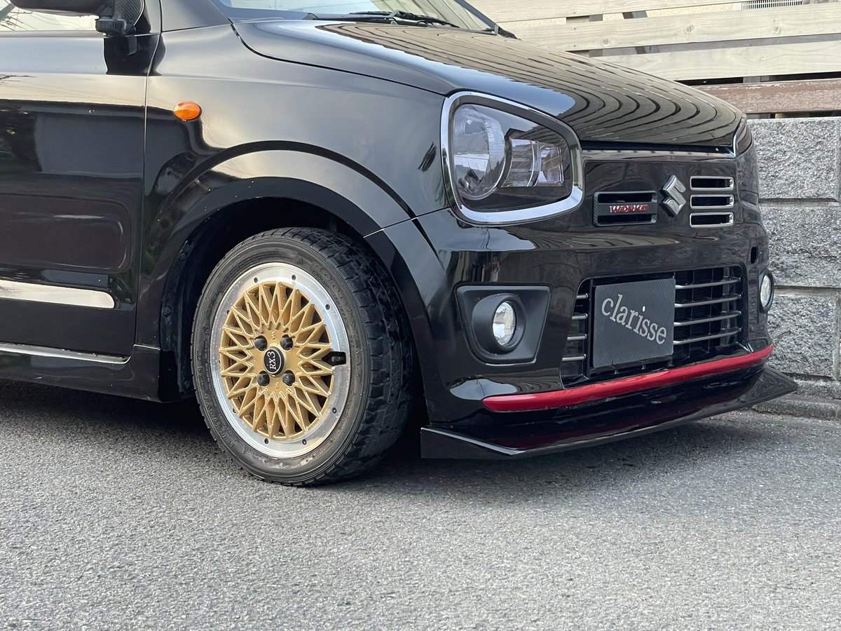 jp_clarisse's tweet photo. Ha36s アルトワークス用 フロントリップ❗️
カーボンとFRPバージョンがあります！

懐かしいチンスポをイメージしました。

 懐かしい中に 少し現代風をアレンジした形となっています。 https://t.co/CZb7bYjxVv