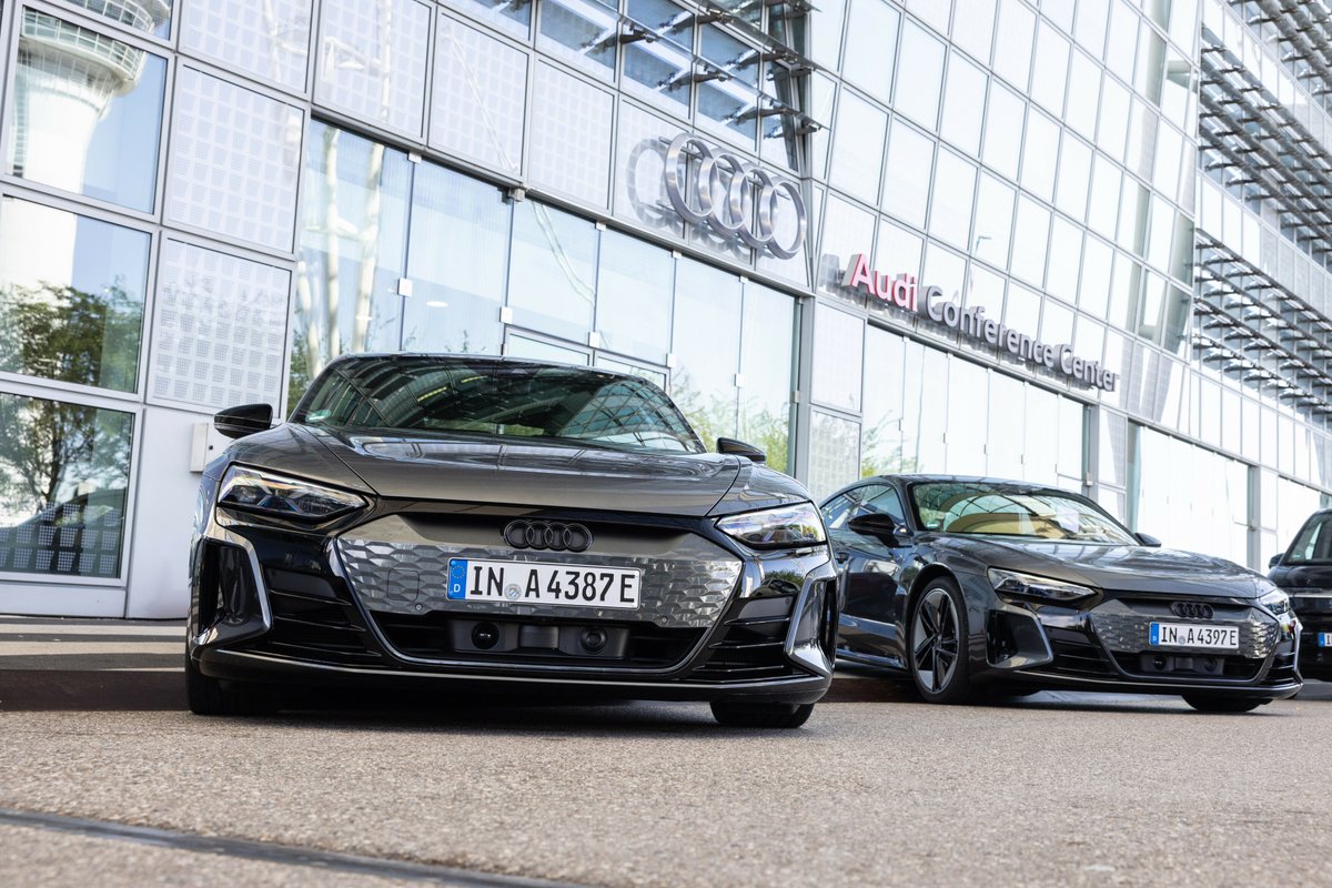 L_Bennaoum's tweet photo. L’avenir de l’automobile est électrique. Nous en sommes convaincus. 
Pour qu’il soit le plus optimal possible, tant pour nous que pour les conducteurs, nous ne cessons d’innover chaque jour, à tous les niveaux. https://t.co/jMpPOTB9Dz