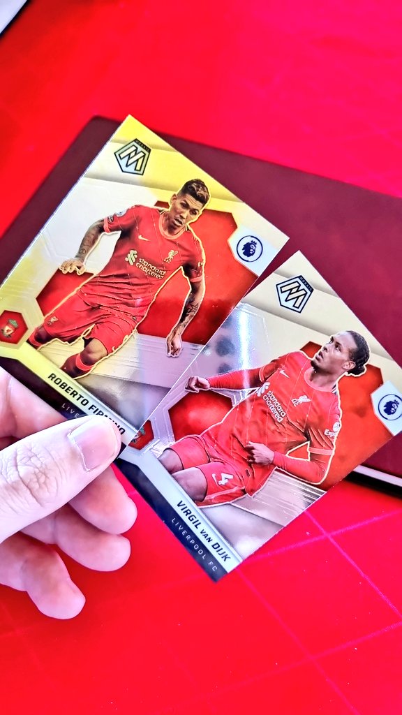 GBTCards's tweet photo. I've just opened 3 boxes of Panini Mosaic premier league 21/22. I didn't do too badly, but I got this odd looking Firmino base card. Has anyone had something similar? The VVD card is to show the normal colour @OfficialPanini @GamerBoyWii @SolveCollect #tradingcards #football https://t.co/1mykkB3EW4