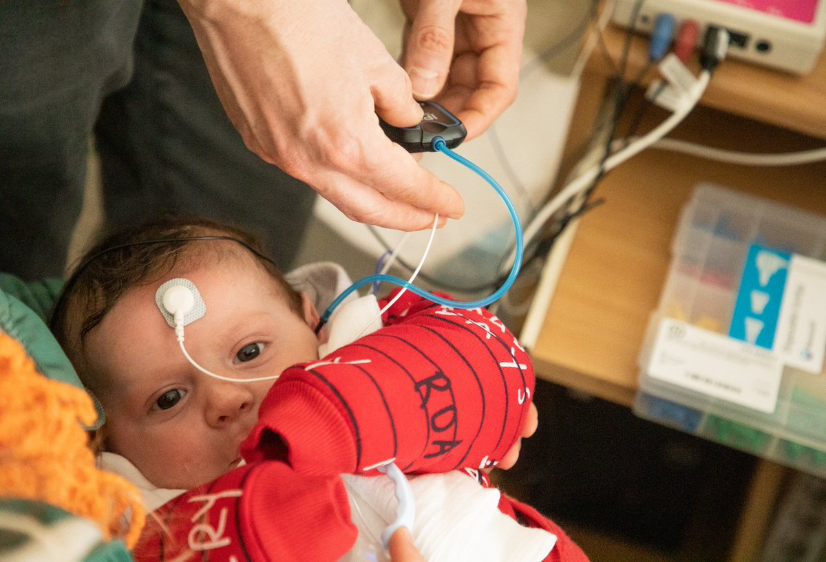 SaveChildrenAlb's tweet photo. New #AudiologicalCabinet at #UniversityHospitalCenter in Tirana was officially opened today. This cabinet is fully equipped with modern instruments/tools and trained medical staff. It will serve to all newborns and children with hearing impairments in Albania. @AICSTirana https://t.co/MWCg3U85E0