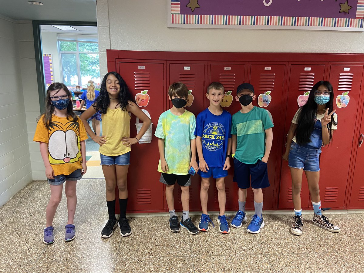 Mrs. Lynch tweet media