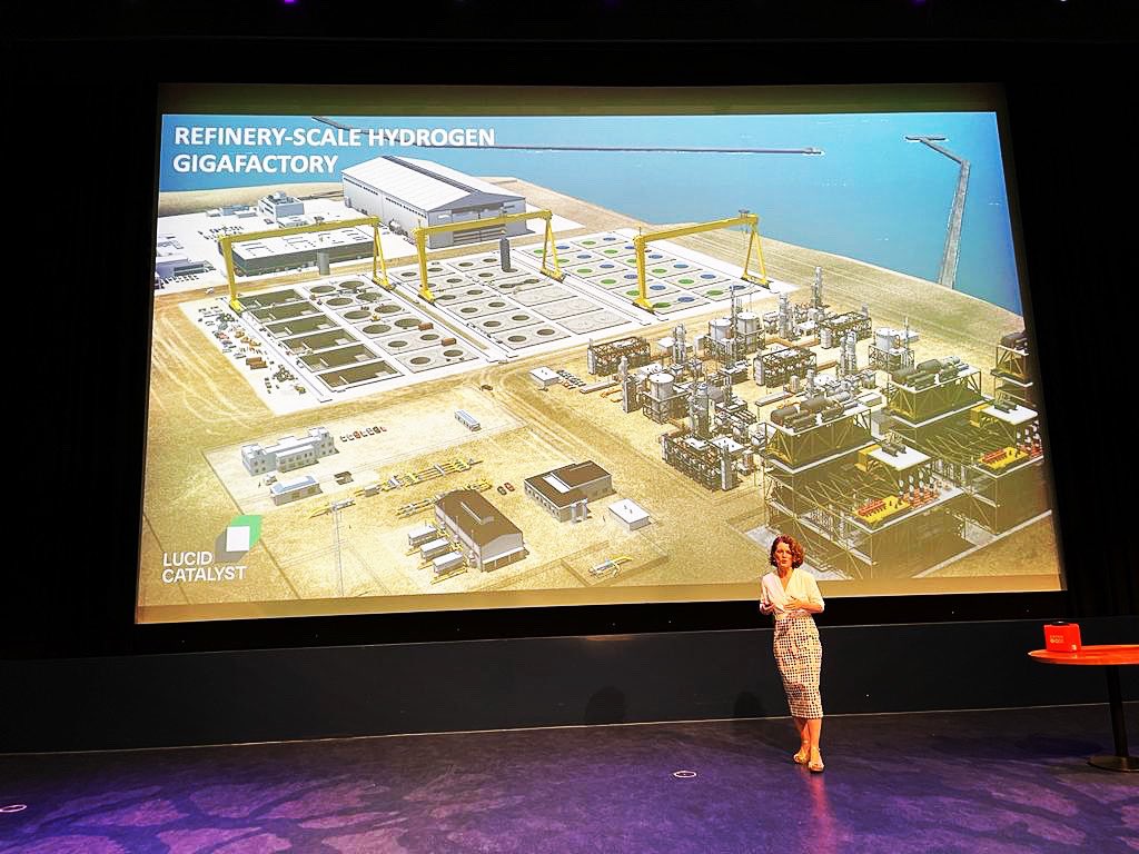 kirstygogan's tweet photo. Refinery-scale hydrogen synfuels gigafactory. Let’s go! #nic2022 https://t.co/QUIFNPZndq