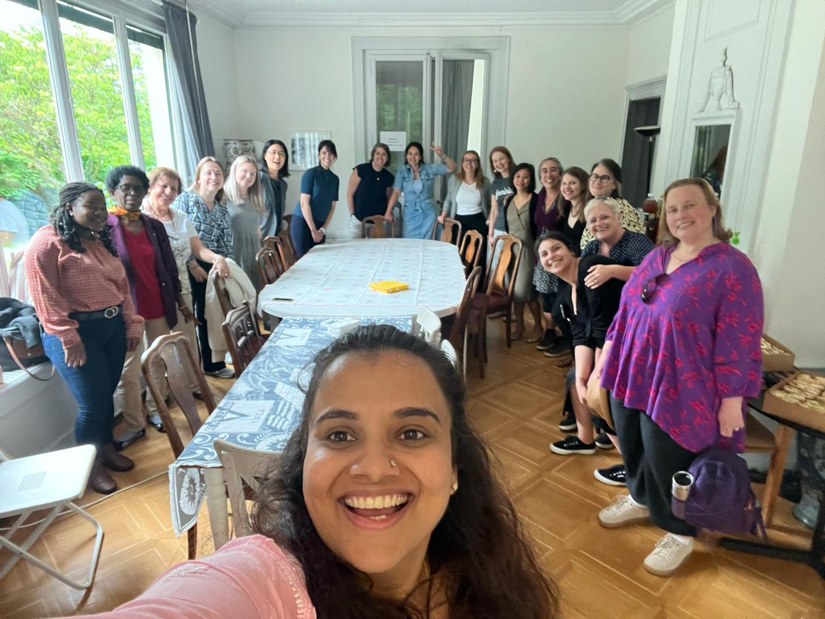 worldywca's tweet photo. This week we have World YWCA Executive Board members in Geneva- immersing in critical conversations and collaborations. A reminder of what makes this movement unique- diversity and intergenerational decision making!⭐️

#YWCALeaders #Youngwomenlead https://t.co/Tfb0Txgk51