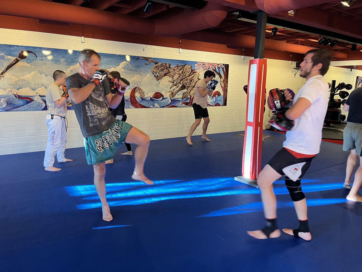 Our striking program includes kickboxing and Muay Thai classes for all skill levels. Learn self-defense and get a great workout. Check out the schedule: verdevalleybjj.com #kickboxing #MuayThai #bjj #martialarts