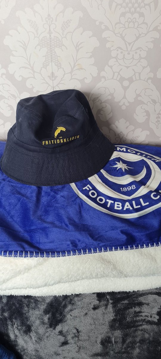 stevew_pfc's tweet photo. No comparison and almost ยฃ400 difference in cost.
Don't be a fool, get your bucket hat from @fdr_clothing
#ForThoseWhoKnow #FTWK https://t.co/Zsvf5jQj9a