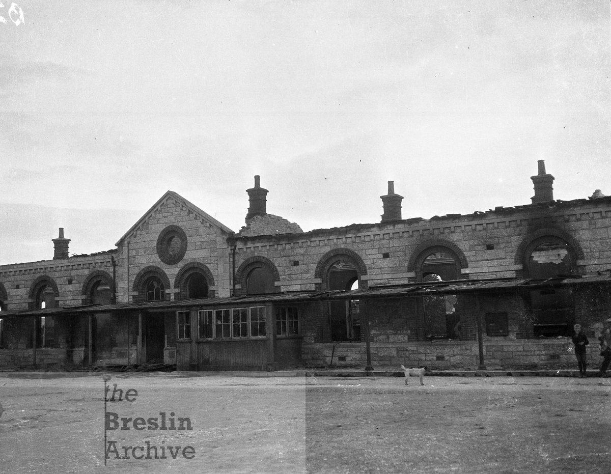 breslinarchive's tweet photo. We are currently putting together info for our photos of the Fermoy Barracks, taken in August 1922 after they were burned

These three images are of the West (New) Barracks - the first is of a building in the SE corner, the second is the main barracks, and the third the SW corner https://t.co/ZOquuPlICB