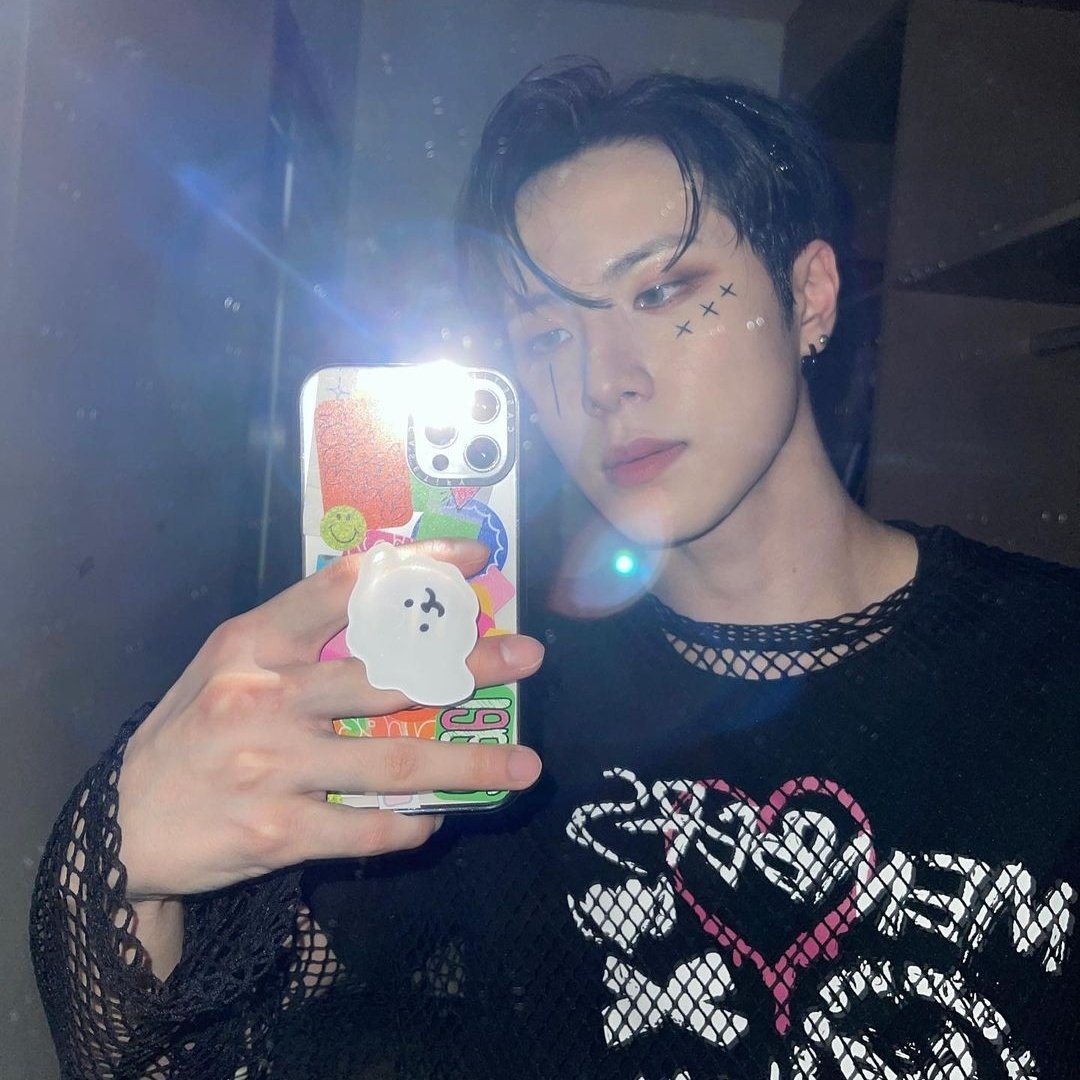 feeling a little ill rn