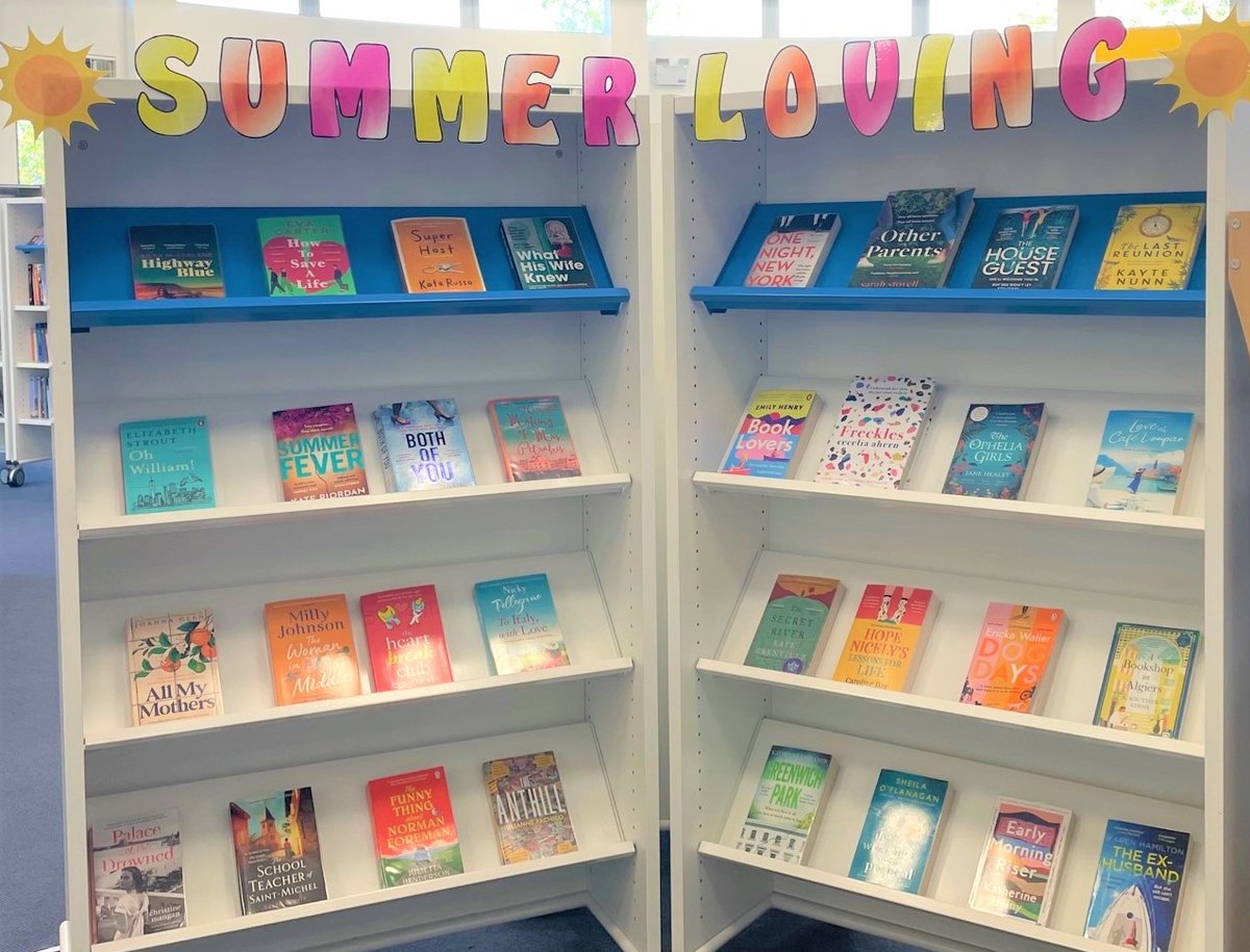 salibraries's tweet photo. βοΈLooking for summer reading?βοΈTell me more tell me more...πΆAlloway Library staff are having a blast selecting #HotSummerReads for their 'Summer Loving' display. Grab yourself a hot summer read for your holidays. Opening hours:β¬οΈ
https://t.co/e5D9BYo6Hy
#SummerLovin #Grease https://t.co/DfmiLk2Hzw