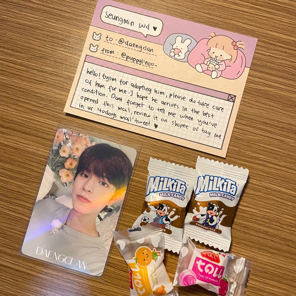 daengclan's tweet photo. 💌 : #daengmail
seungmin withdrama noeasy is home!
big thanks and love to @puppylinoo_ for packing my baby safely and for letting me adopt him 🥺 it came in the best condition, tysm 🤍 https://t.co/x4JJHXQIeY