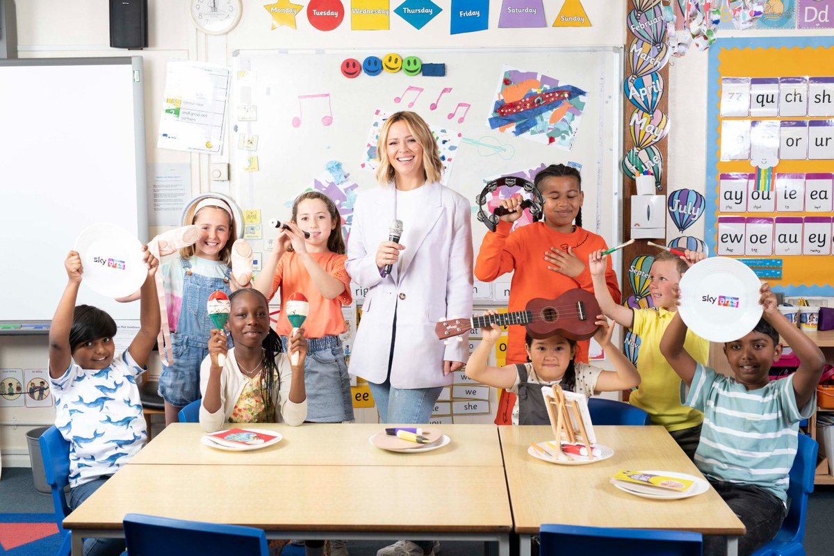 An average of 65 minutes. That’s how long primary school aged children should engage with the arts each day to support their development – built by <a href="/SkyUK/">Sky</a> &amp; experts to mark #AccessAllArts Week. For more info check out accessallarts.skyarts.uk instagram.com/explore/tags/a… #ArtsRDA #ad