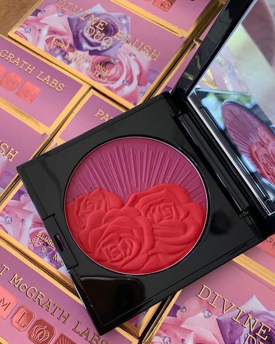 patmcgrathreal's tweet photo. BLUSH all NIGHT LONG in the *NEW* Skin Fetish: Divine Blush Duo ‘NIGHT BLOOM’ ⚡⚡⚡ The Divine Blush Duo &amp; Glow Collection arrives June 10th, 2022. Sign up NOW for VIP EXCLUSIVE ACCESS at https://t.co/YbyGE7Ocgf. https://t.co/8f1CYtZRju
