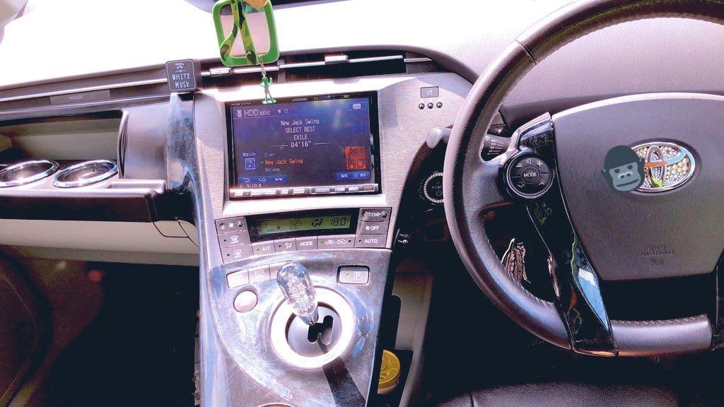 あちｬモ ドノーマルからここまで 旦那さんが全部やってくれた バイクもバラバラから作っちゃうし うちの旦那さんはホント尊敬 良いの見つかれば 1年以内に車変える予定 プリウス30 30プリウス 愛車 T Co 5hkwz7wnm8