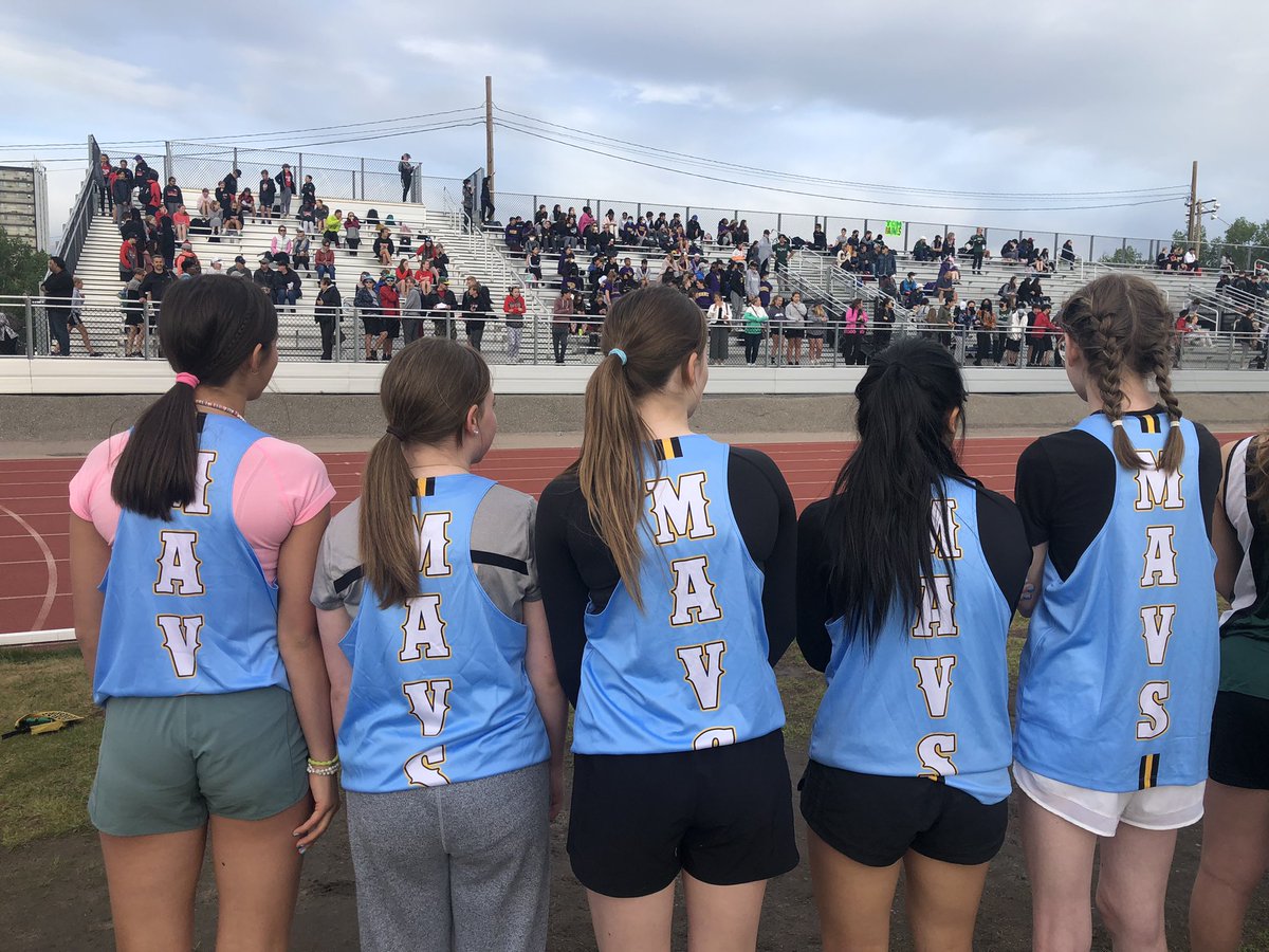 Winning all the things at the 2022 CMLSAA Divisional Track &amp; Field Meet today!
🏃‍♀️🏃💙💛🖤💪