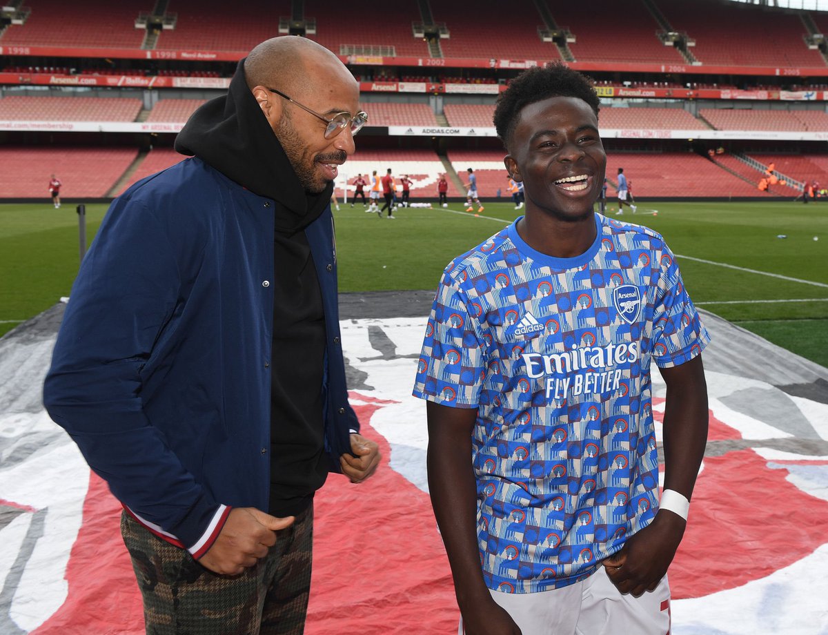 afcstuff's tweet photo. Bukayo Saka has become the first Arsenal player to retain the Player of the Season award since Thierry Henry in 2004 &amp; only the fourth player to win the trophy back-to-back after Henry, Ian Wright &amp; Liam Brady. 💫👑 #afc https://t.co/9n8PRCBMcE