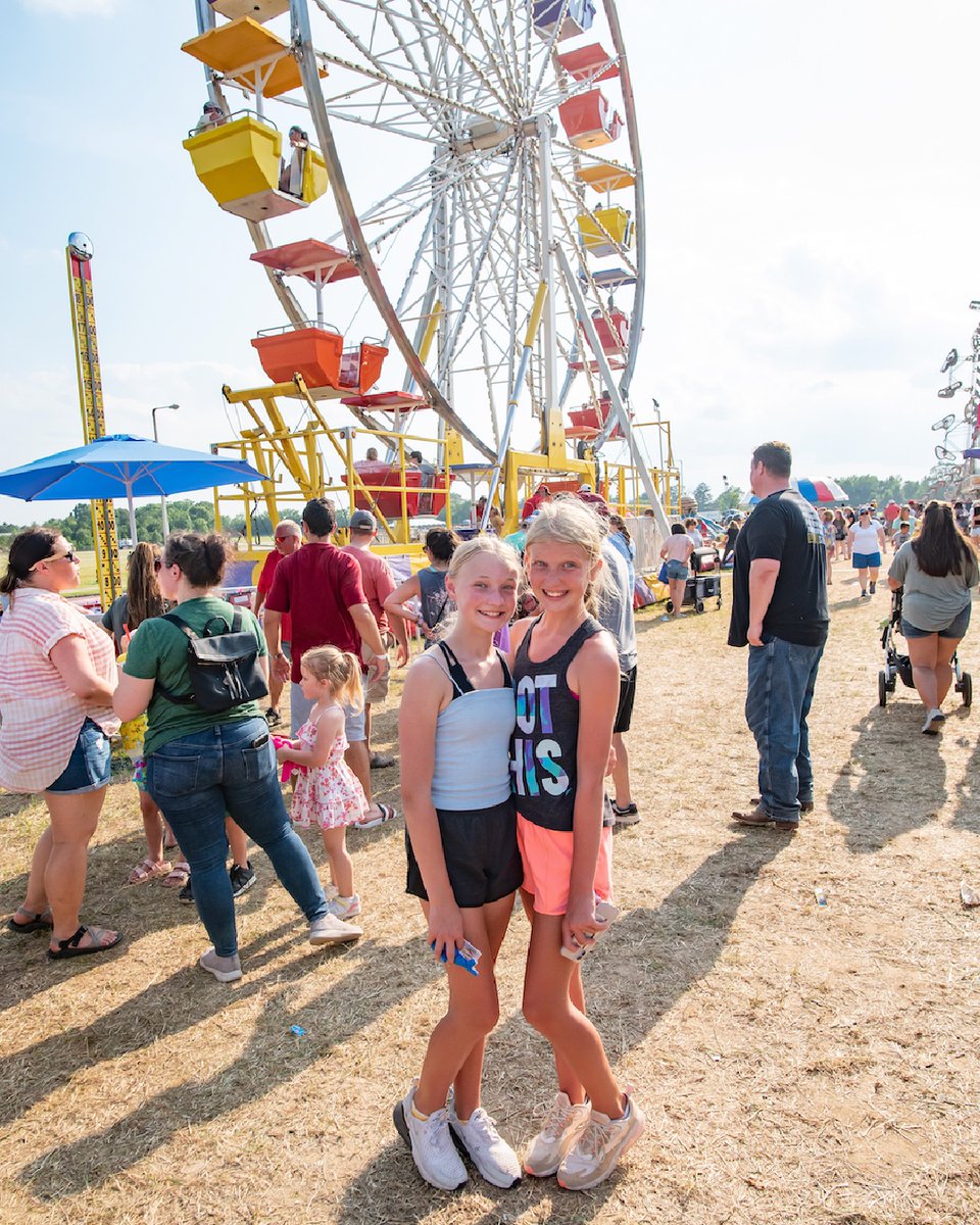 Happy National Best Friend Day!👭 Tag your BFF that you'd like to go with to our three-day festival! 🎡