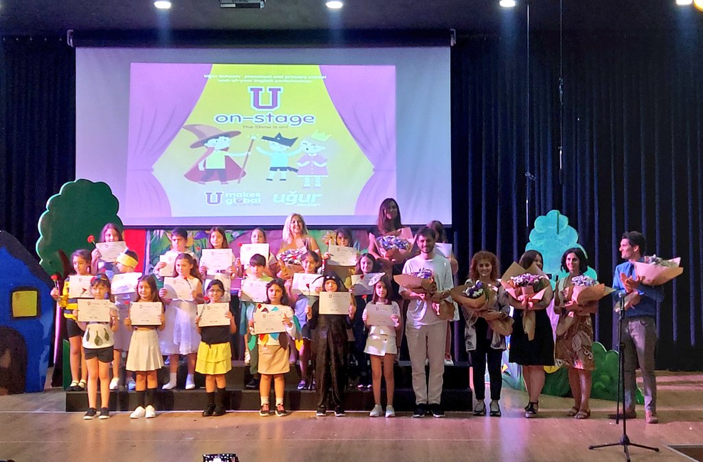 3/C sınıfı "U-On Stage" yıl sonu İngilizce etkinliğini gerçekleştirdik. Öğrencilerimiz ingilizce seslendirdikleri koro, etkileyici drama-tiyatro gösterileri ve danslarıyla muhteşemdiler.💜🥰 #UğurluOlmak