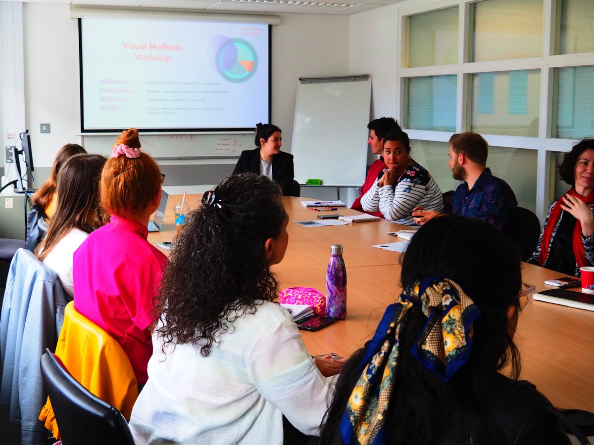 annamariannaE's tweet image. THANKS to everyone who took part in the 👀 VISUAL METHODS EVENTS SERIES 🟣 A feminist space to reflect on questions about what is visible and what is not, about "how to represent what is hidden, contested or cannot be said in words" #feministresearch #PhDing #visualmethods