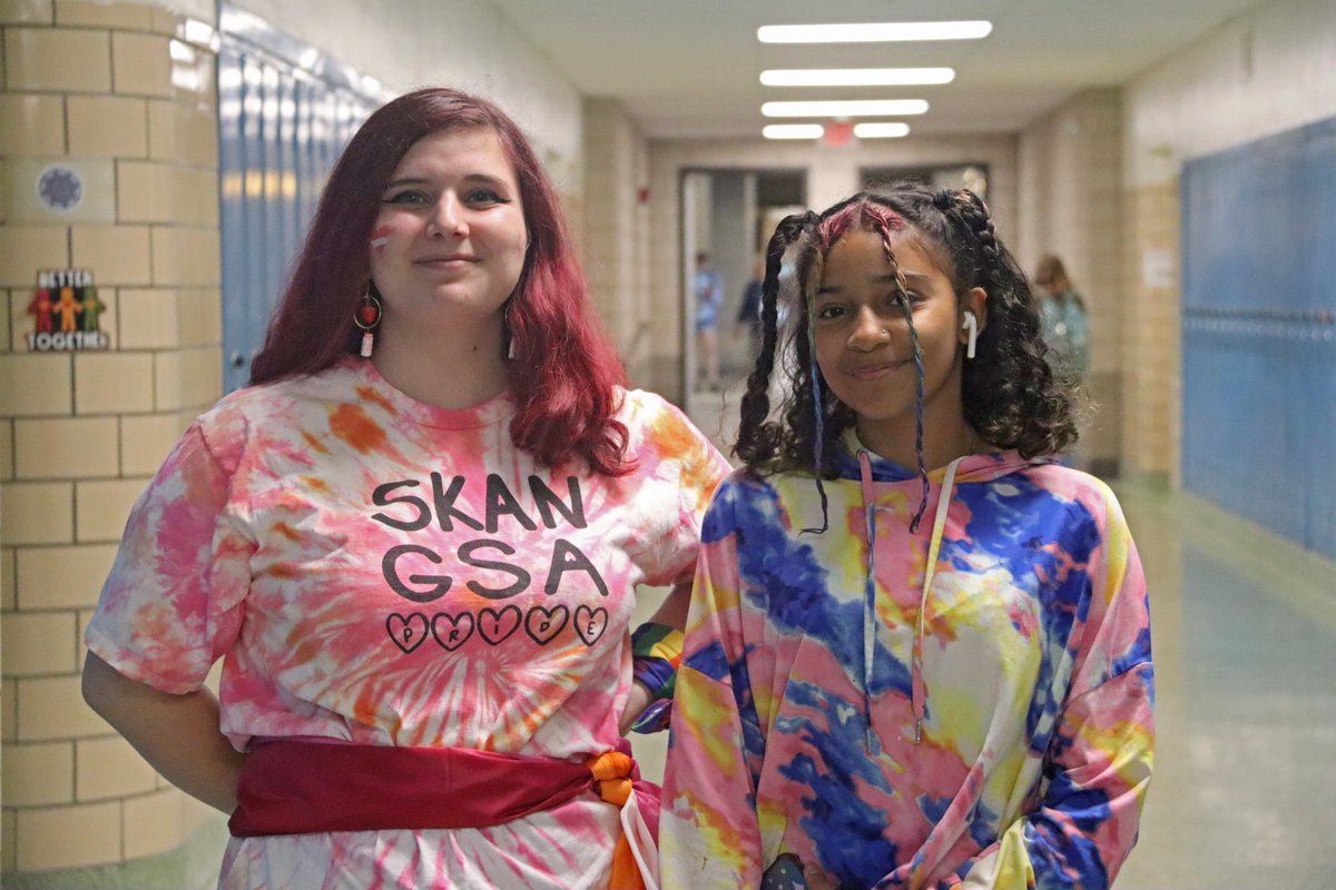 Gina Schell tweet media