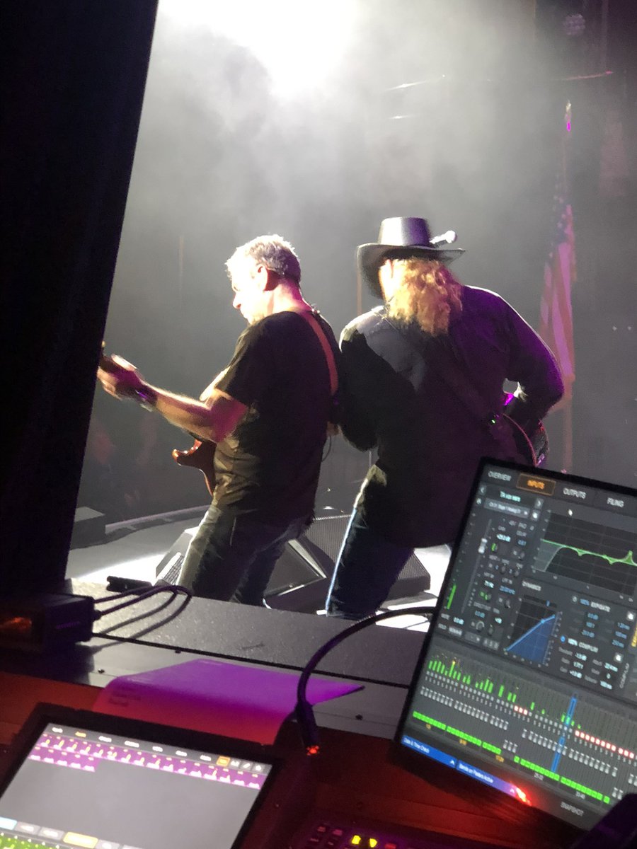 Trace Adkins tweet media